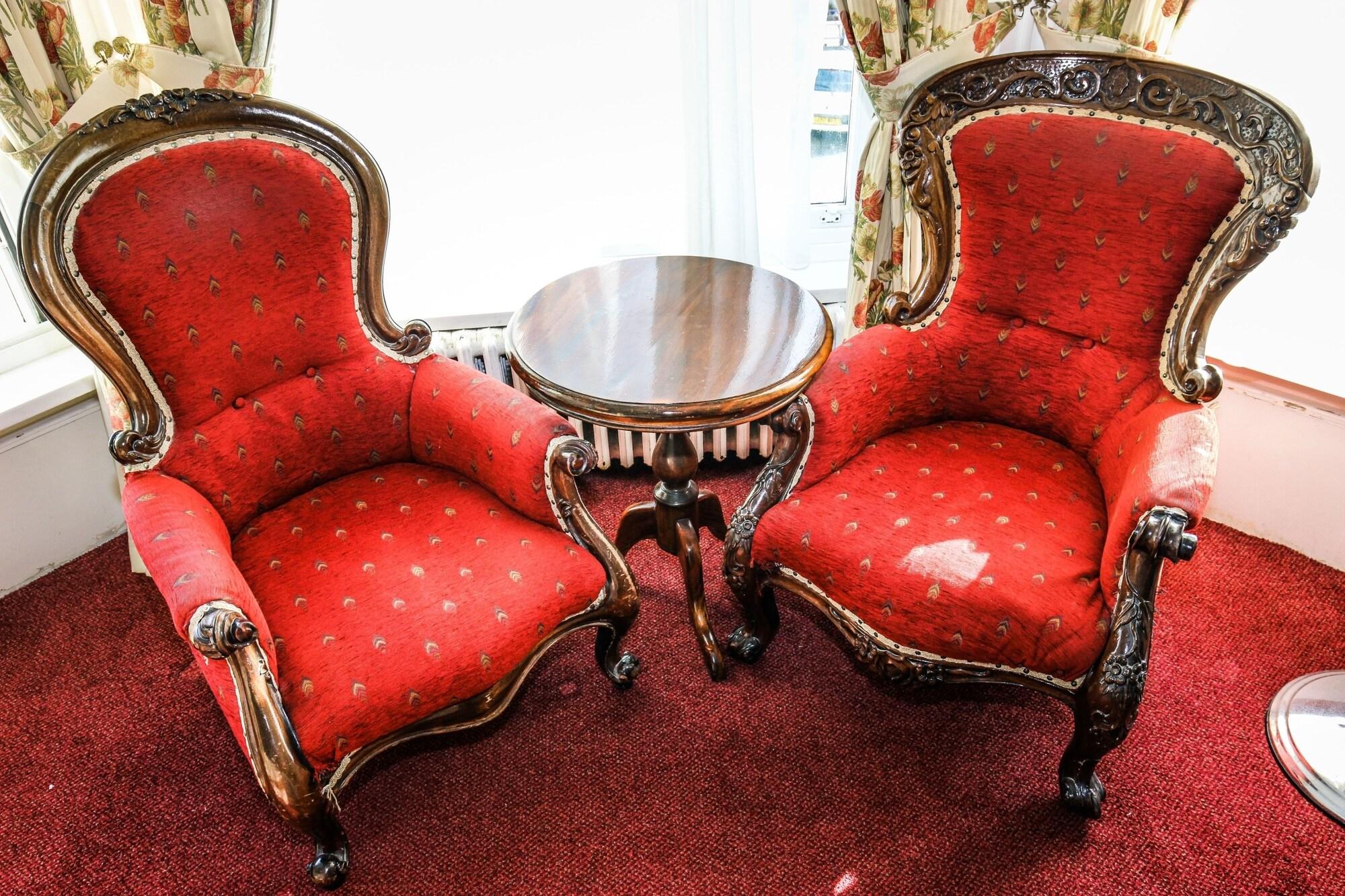 Albany Lions Hotel Истбурн Экстерьер фото