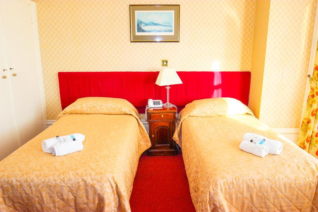Albany Lions Hotel Истбурн Экстерьер фото