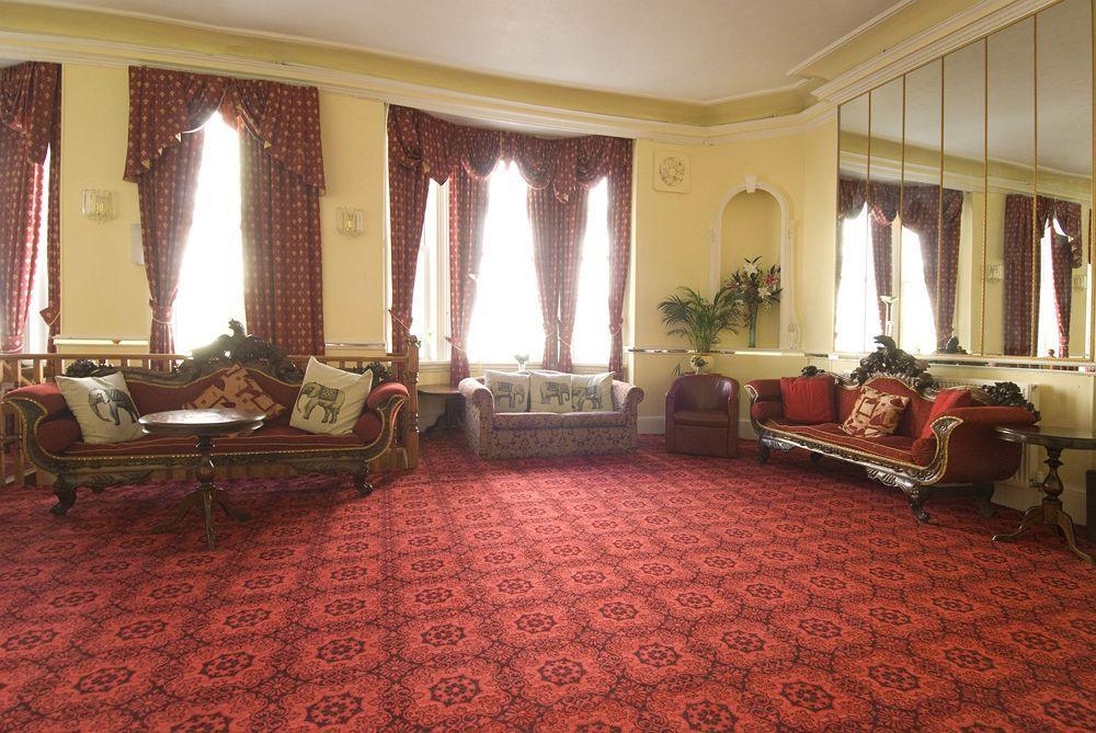 Albany Lions Hotel Истбурн Экстерьер фото