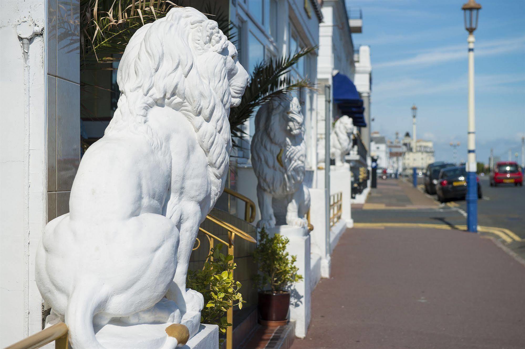 Albany Lions Hotel Истбурн Экстерьер фото