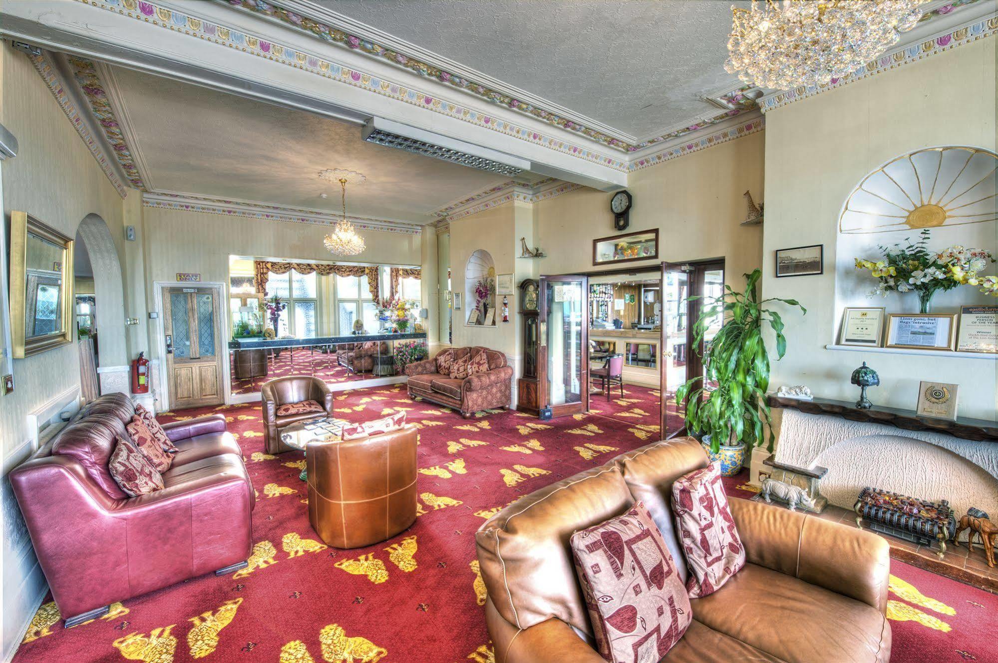 Albany Lions Hotel Истбурн Экстерьер фото