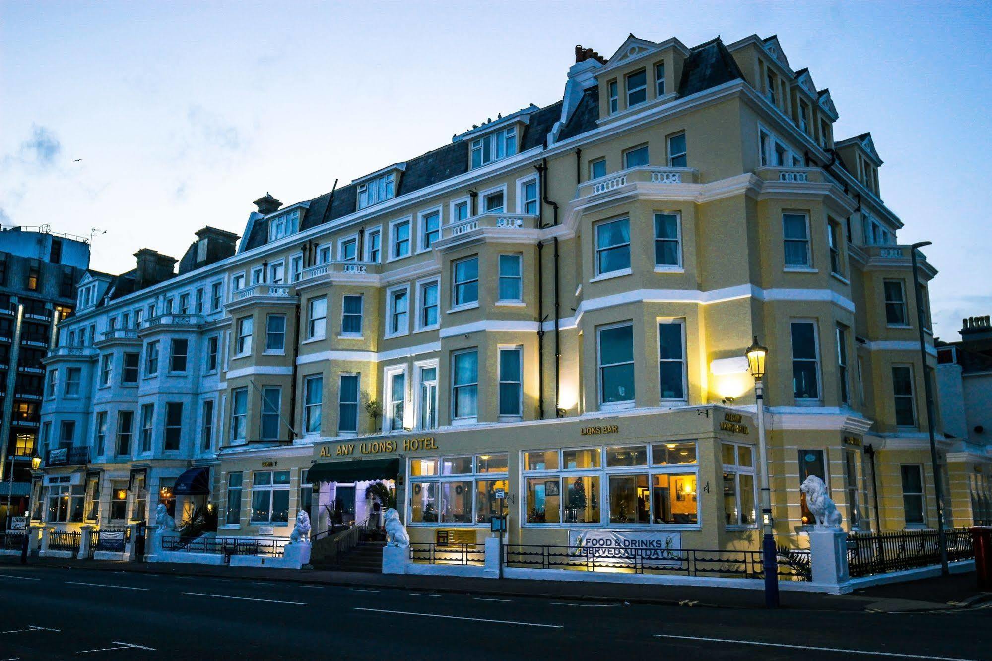 Albany Lions Hotel Истбурн Экстерьер фото