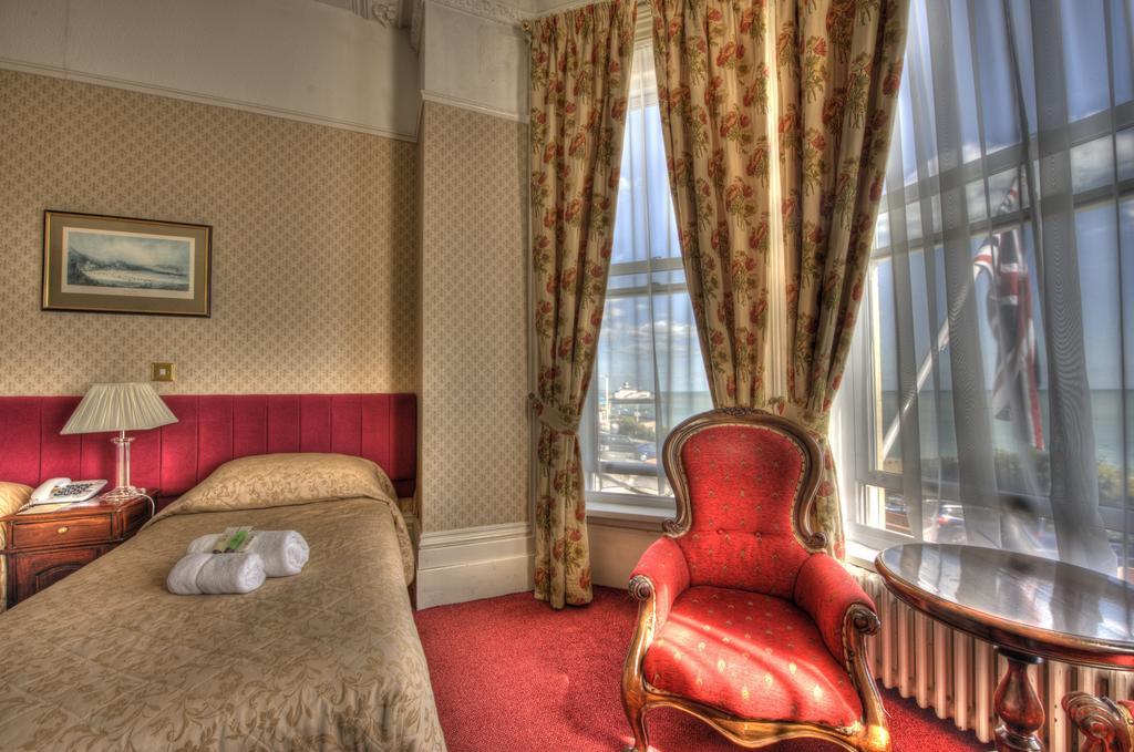 Albany Lions Hotel Истбурн Экстерьер фото